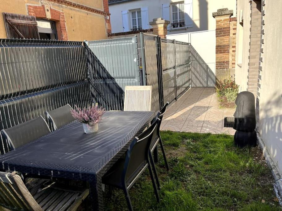 Petite Maison De Charme A 10 Minutes De Disney ! Montevrain Luaran gambar